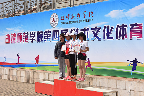 25115618179.jpg